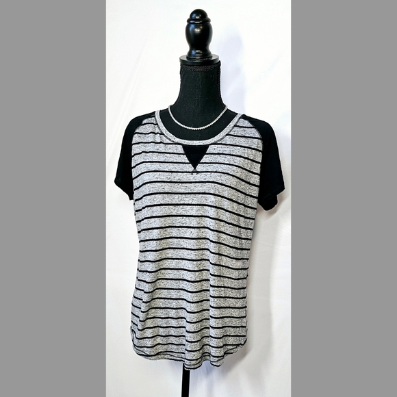 L Short Sleeve Grey Black Stripe Top - Picture 1 of 3